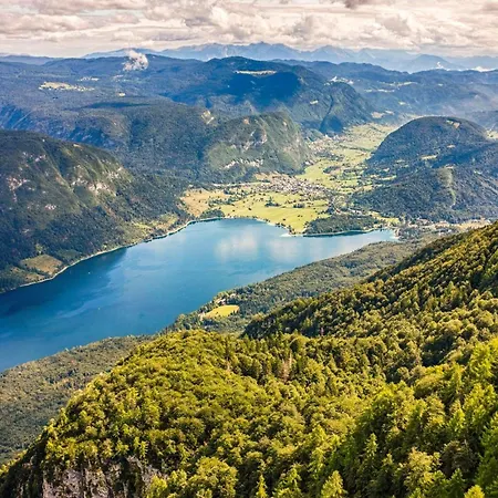 Mountain Jereka - Happy Horská chata Bohinj